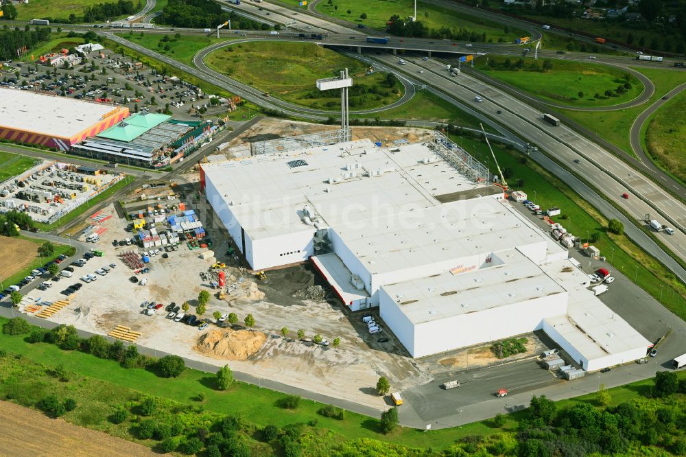 Luftbild Fredersdorf-Vogelsdorf - Revitalisierung und Erweiterungs- Baustelle am Gebäudekomplex des Einkaufszentrum Möbel Höffner in Fredersdorf-Vogelsdorf im Bundesland Brandenburg, Deutschland