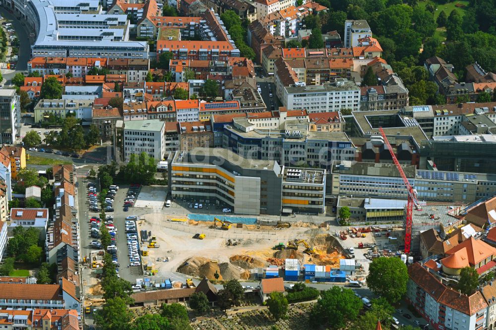 Nürnberg von oben - Revitalisierung des Freibad- Schwimmbeckenanlagen Volksbad Nürnberg in Nürnberg im Bundesland Bayern, Deutschland