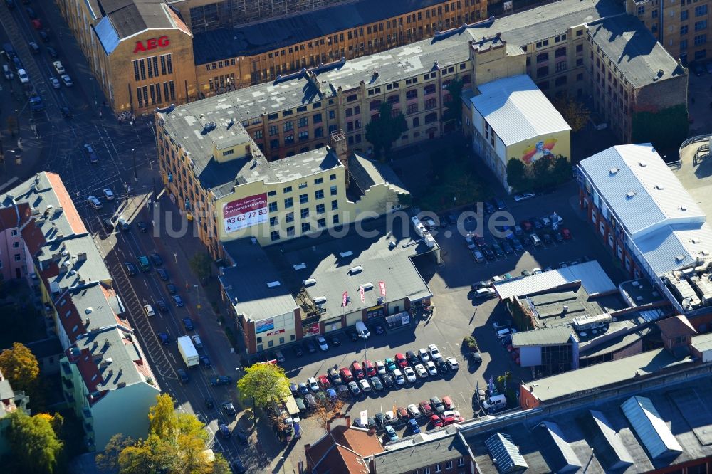 Luftaufnahme Berlin - REWE - Filiale an der Wilhelminenhofstraße in Berlin- Oberschöneweide