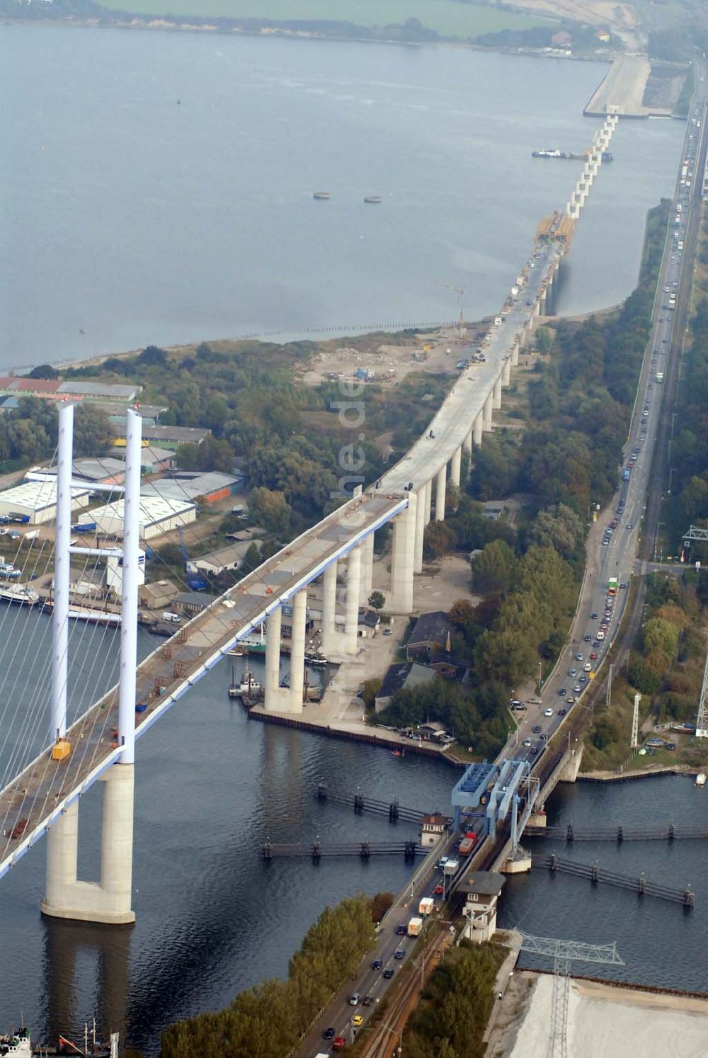 Luftaufnahme Stralsund - Rügendamm Brücke/größtes deutsches Brückenbauvorhaben