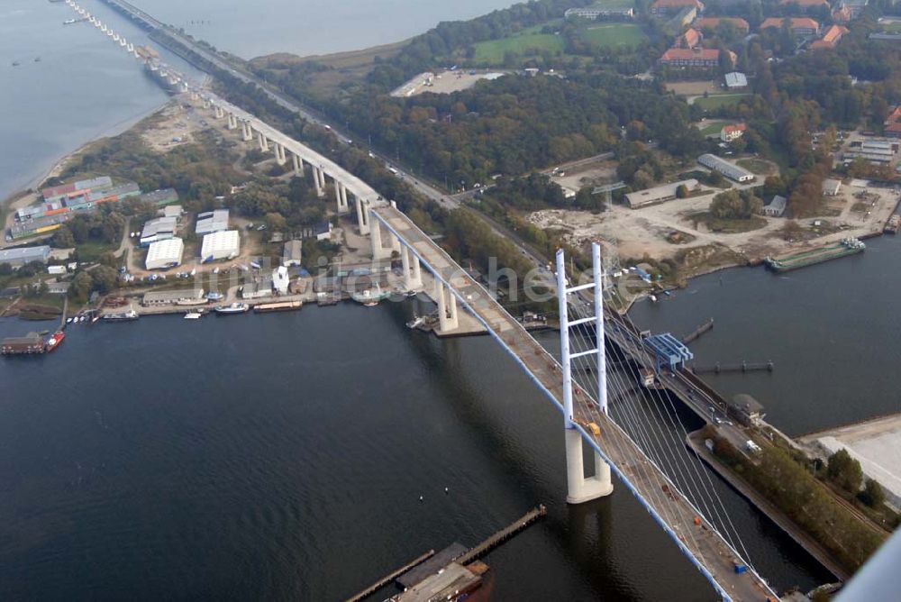 Stralsund aus der Vogelperspektive: Rügendamm Brücke/größtes deutsches Brückenbauvorhaben