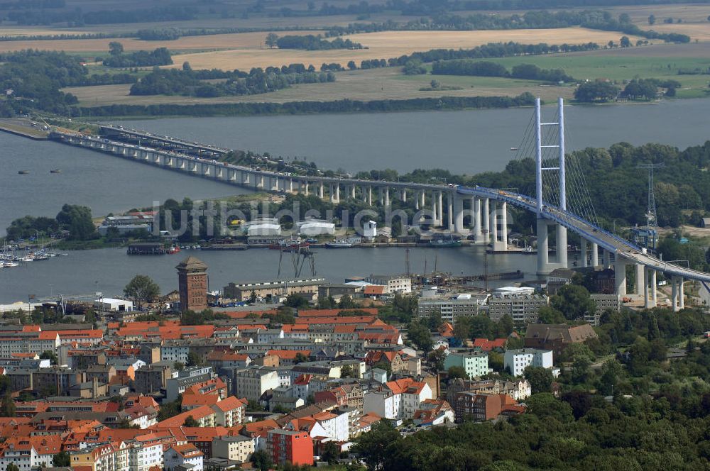 Stralsund von oben - Rügendamm Brücke/größtes deutsches Brückenbauvorhaben