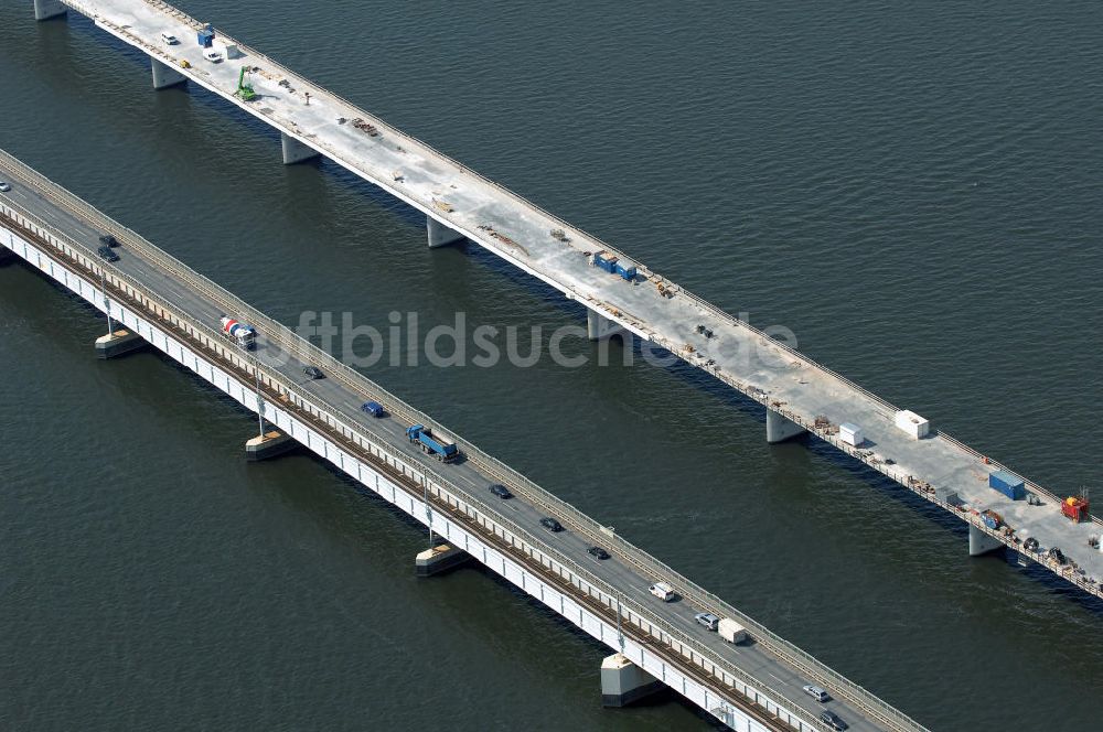 Stralsund von oben - Rügendamm Brücke/größtes deutsches Brückenbauvorhaben