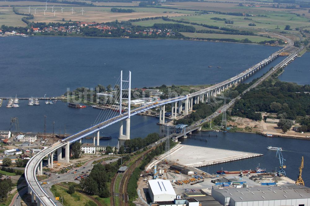 Luftaufnahme Stralsund - Rügendamm Brücke/größtes deutsches Brückenbauvorhaben