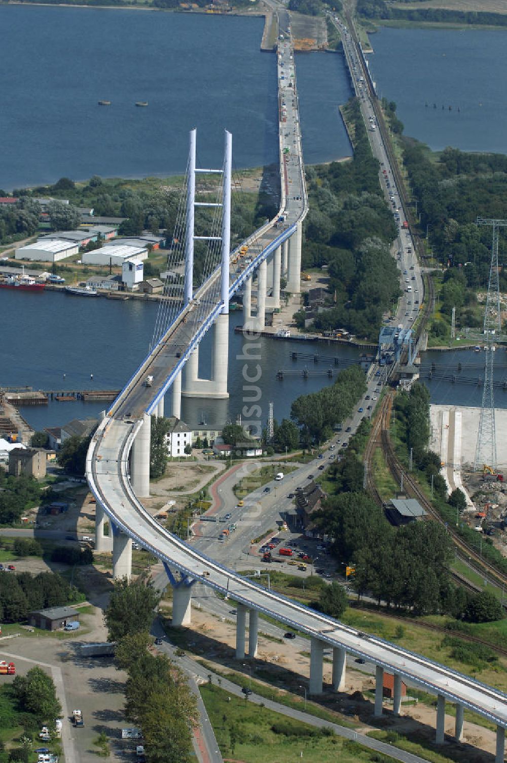 Luftaufnahme Stralsund - Rügendamm Brücke/größtes deutsches Brückenbauvorhaben