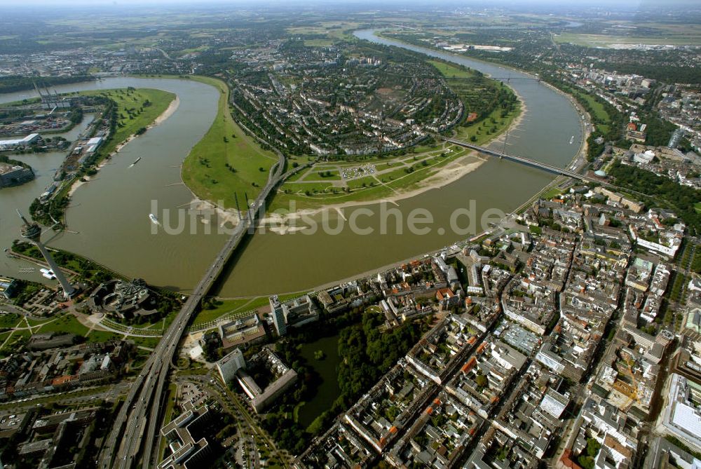 Luftbild Düsseldorf - Rhein Duesseldorf