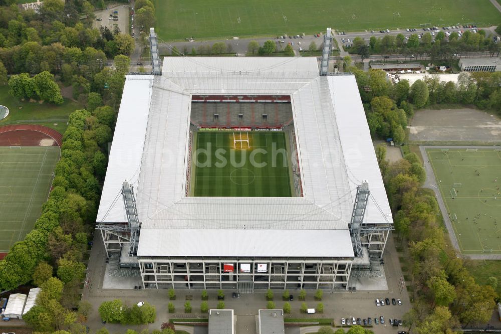 Luftbild Köln - Rhein Energie Stadion Köln