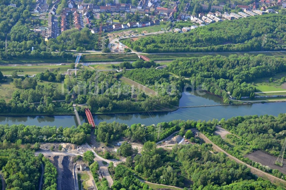 Essen aus der Vogelperspektive: Rhein-Herne-Kanal in Essen im Bundesland Nordrhein-Westfalen