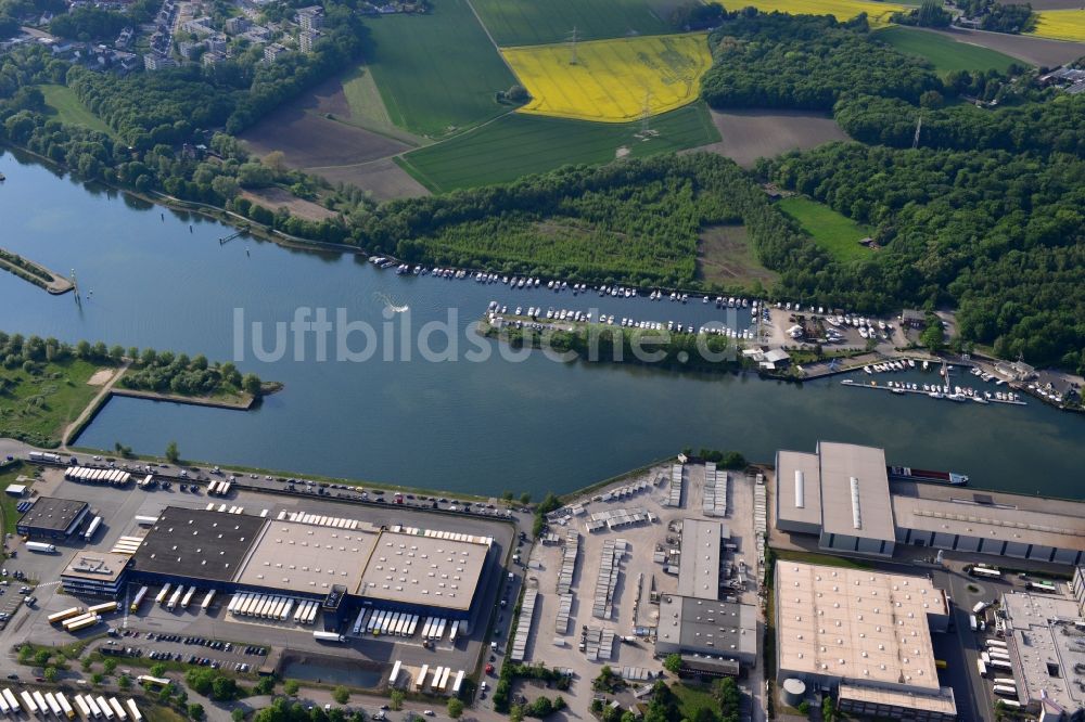 Herne aus der Vogelperspektive: Rhein-Herne-Kanal in Herne im Bundesland Nordrhein-Westfalen