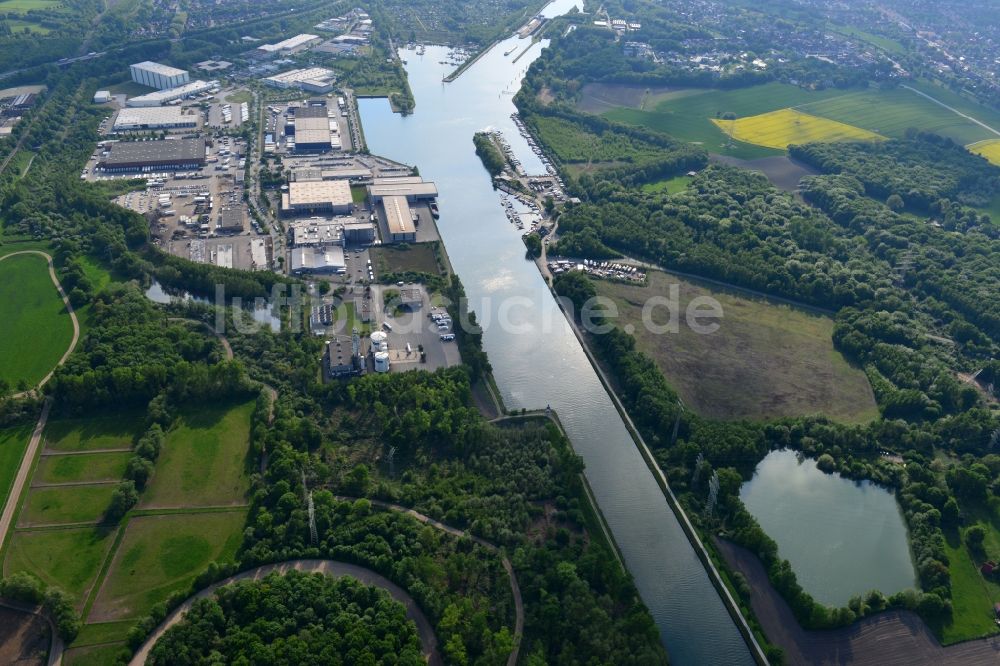 Herne von oben - Rhein-Herne-Kanal in Herne im Bundesland Nordrhein-Westfalen