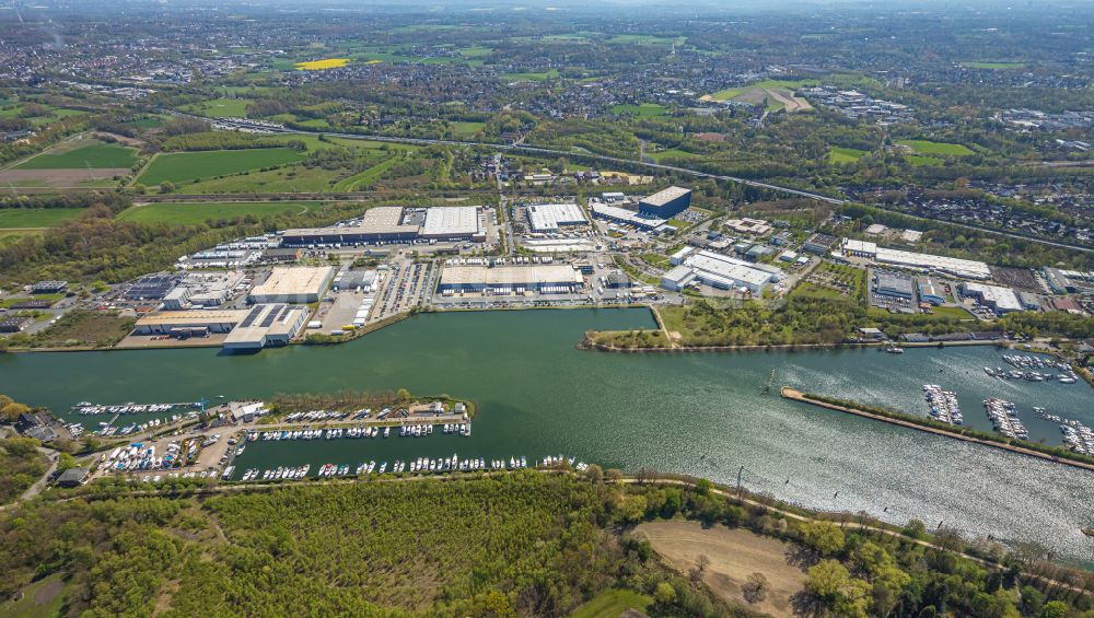 Luftbild Herne - Rhein-Herne-Kanal mit Industriegebiet Friedrich der Große in Herne im Bundesland Nordrhein-Westfalen, Deutschland