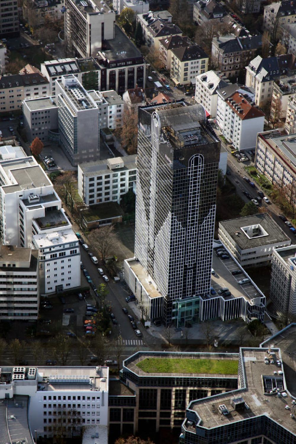 Frankfurt am Main aus der Vogelperspektive: Rhein-Main-Center Frankfurt am Main