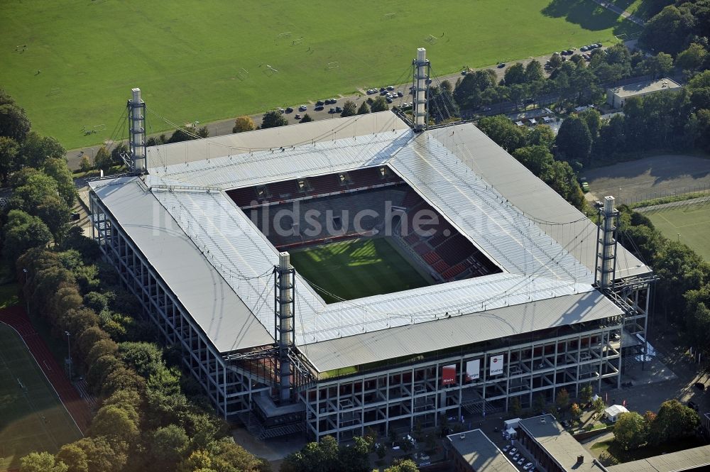 Luftbild Köln - RheinEnergieStadion im Stadtteil Müngersdorf in Köln im Bundesland Nordrhein-Westfalen