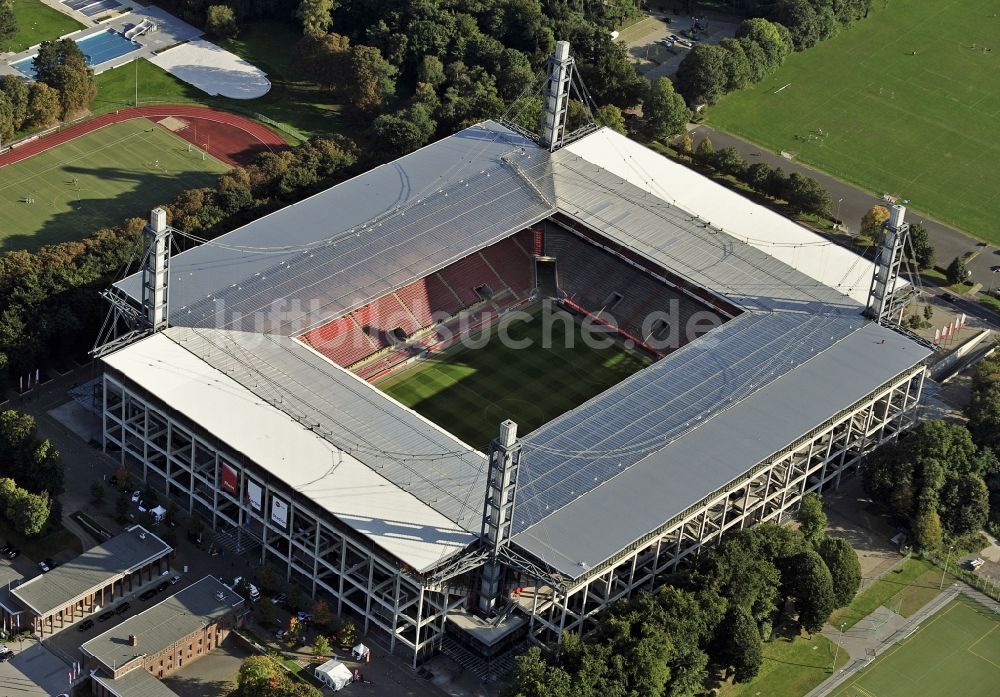 Köln von oben - RheinEnergieStadion im Stadtteil Müngersdorf in Köln im Bundesland Nordrhein-Westfalen