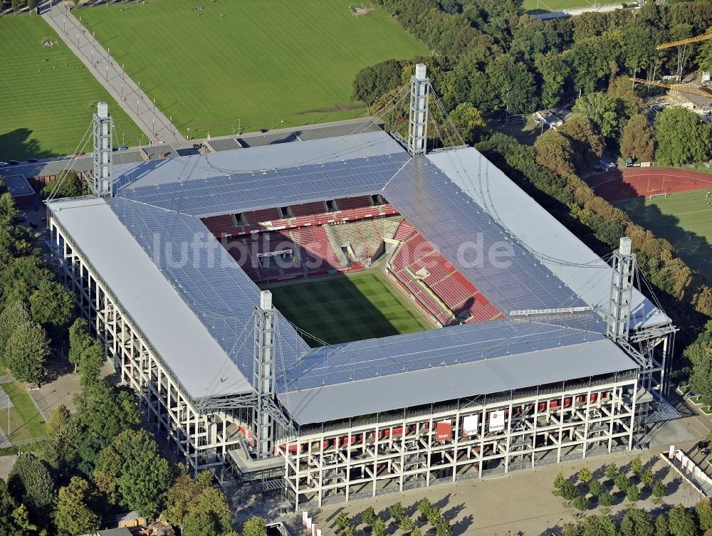 Köln von oben - RheinEnergieStadion im Stadtteil Müngersdorf in Köln im Bundesland Nordrhein-Westfalen