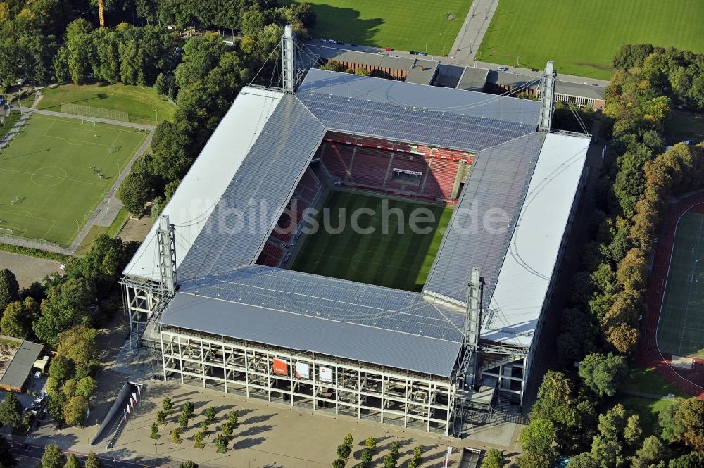 Luftbild Köln - RheinEnergieStadion im Stadtteil Müngersdorf in Köln im Bundesland Nordrhein-Westfalen