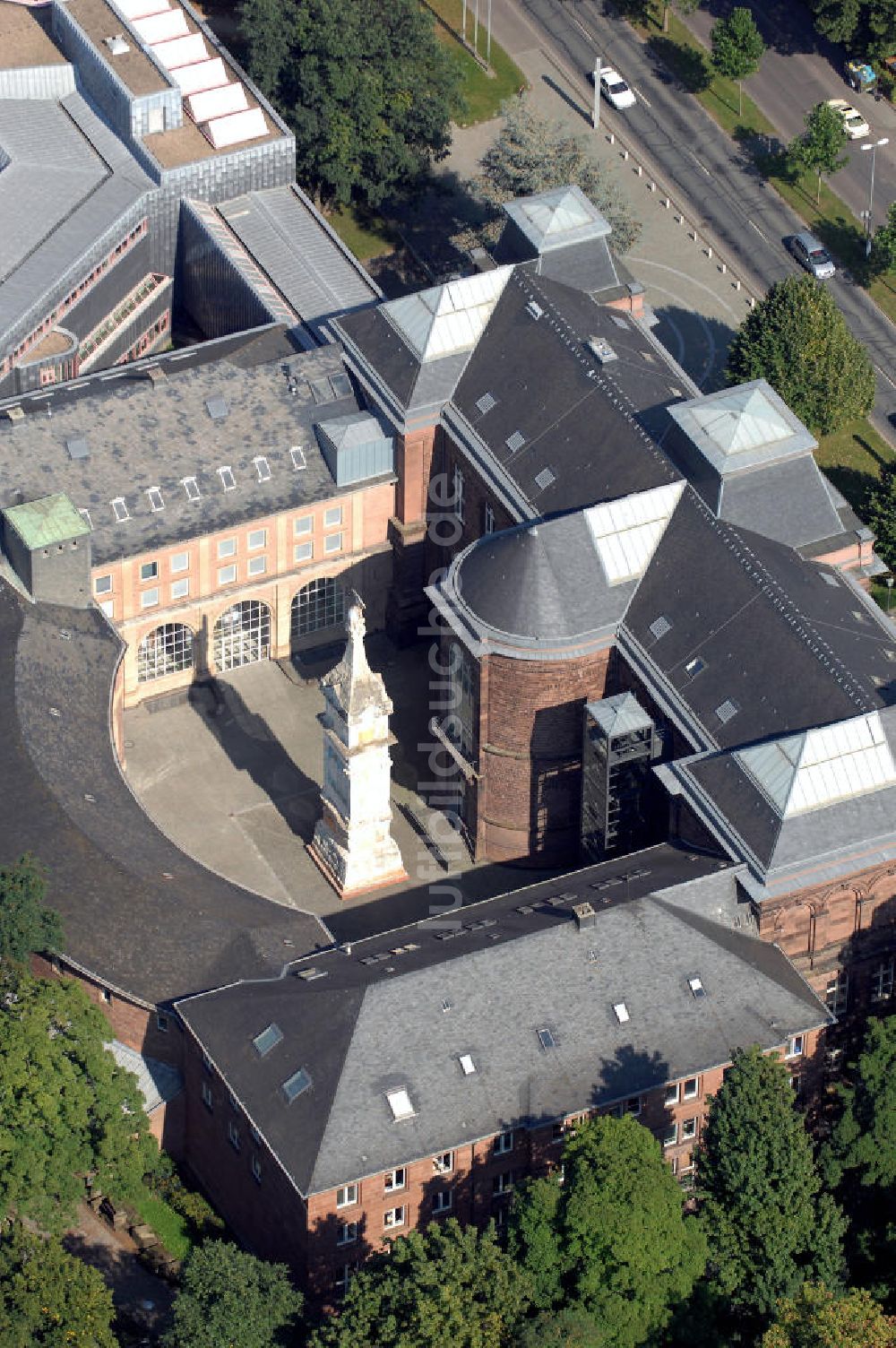 TRIER von oben - Rheinische Landesmuseum Trier