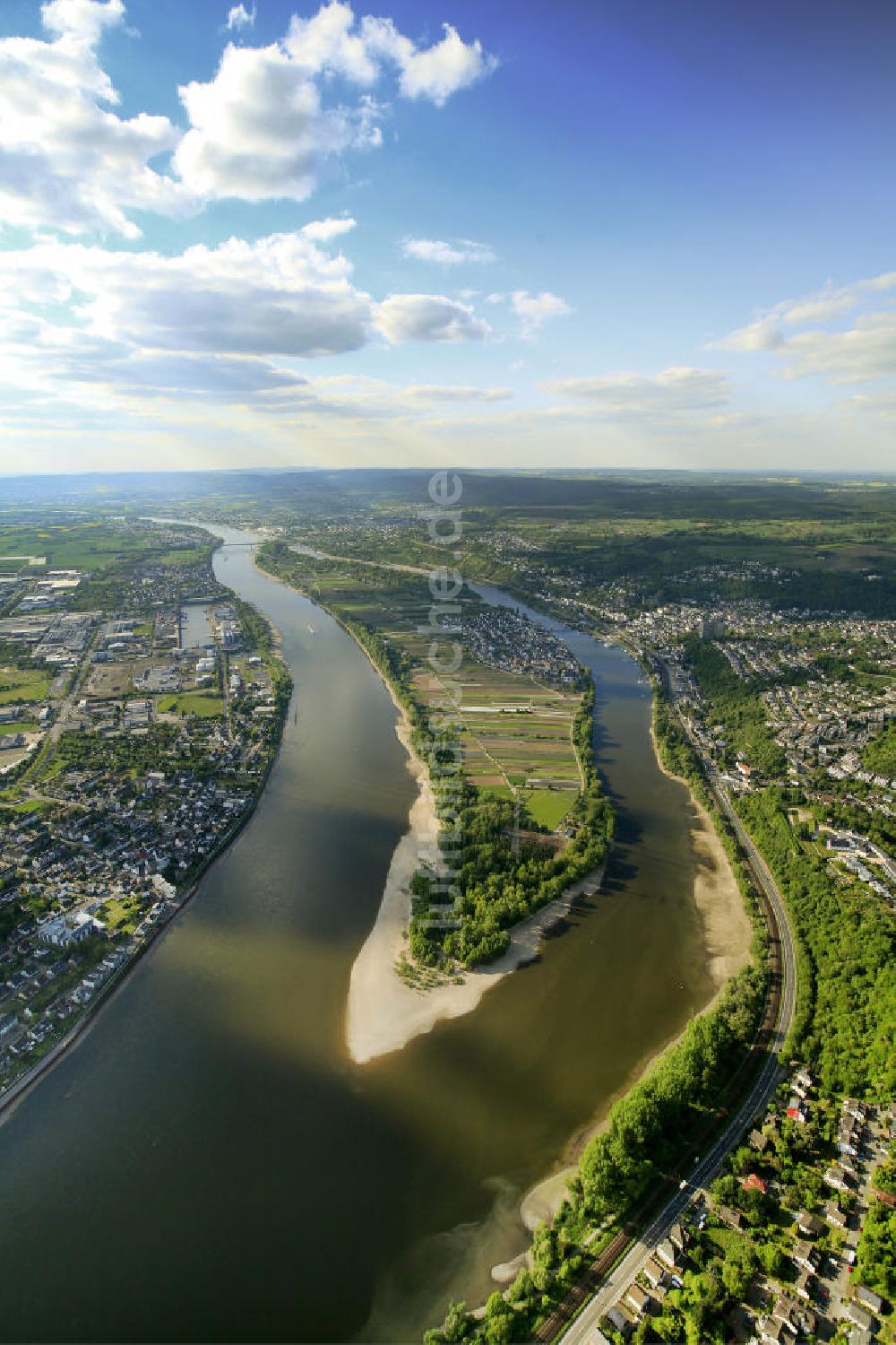 Luftaufnahme Urbar - Rheintal bei Koblenz, Rheinland-Pfalz