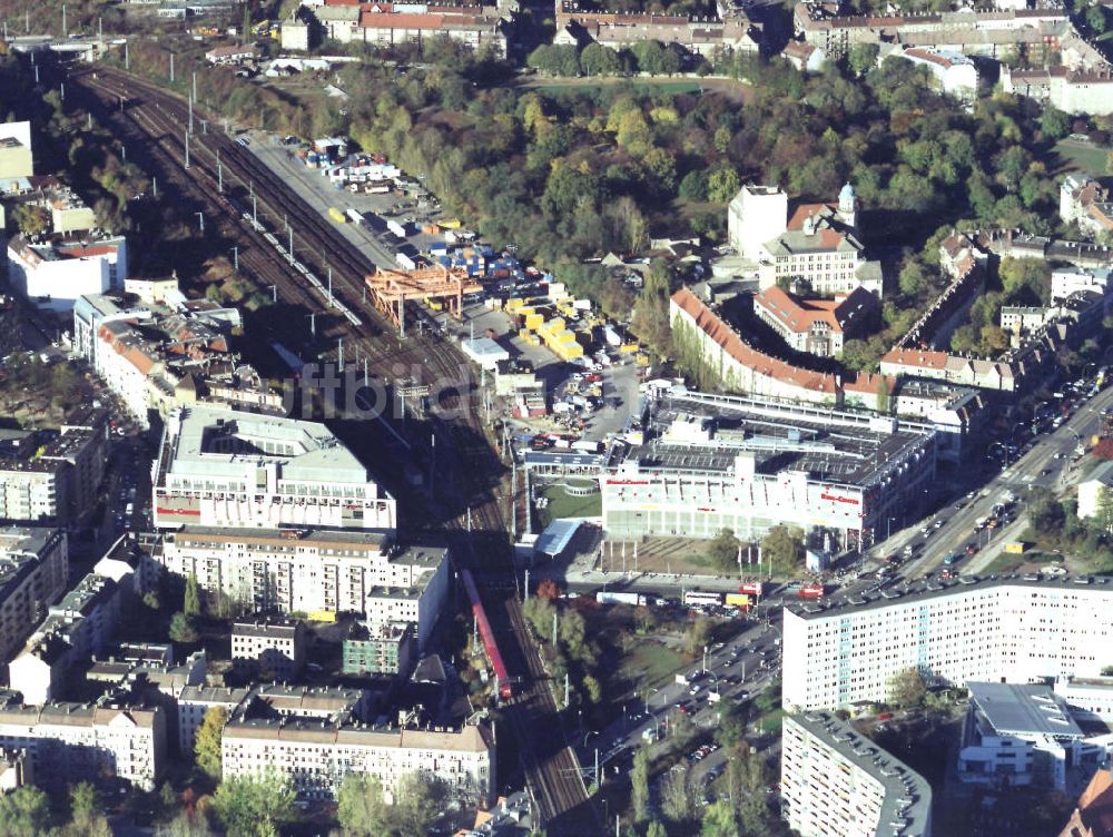 Luftbild Berlin - Lichtenberg - Ring-Center II der ECE Hamburg nach der Eröffnung des zweiten Bauabschnittes an der Frankfurter Allee in Berlin.