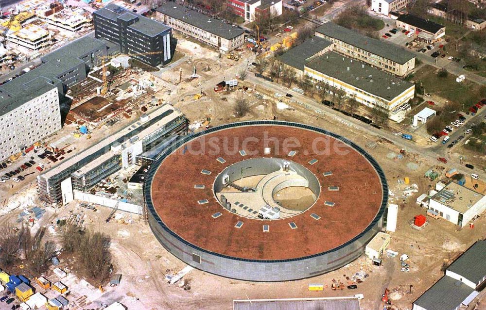 Luftaufnahme Berlin - Ringbeschleunigerbau in Berlin-Adlershof