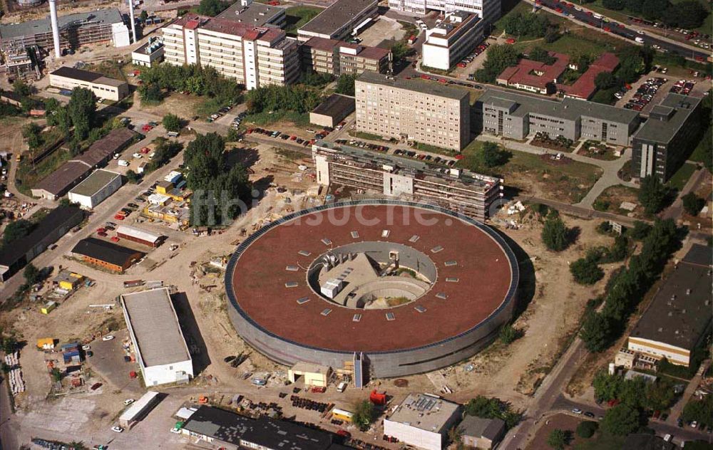 Luftaufnahme Berlin - Ringbeschleunigerbau im Heinrich Hertz - Zentrum Adlershof