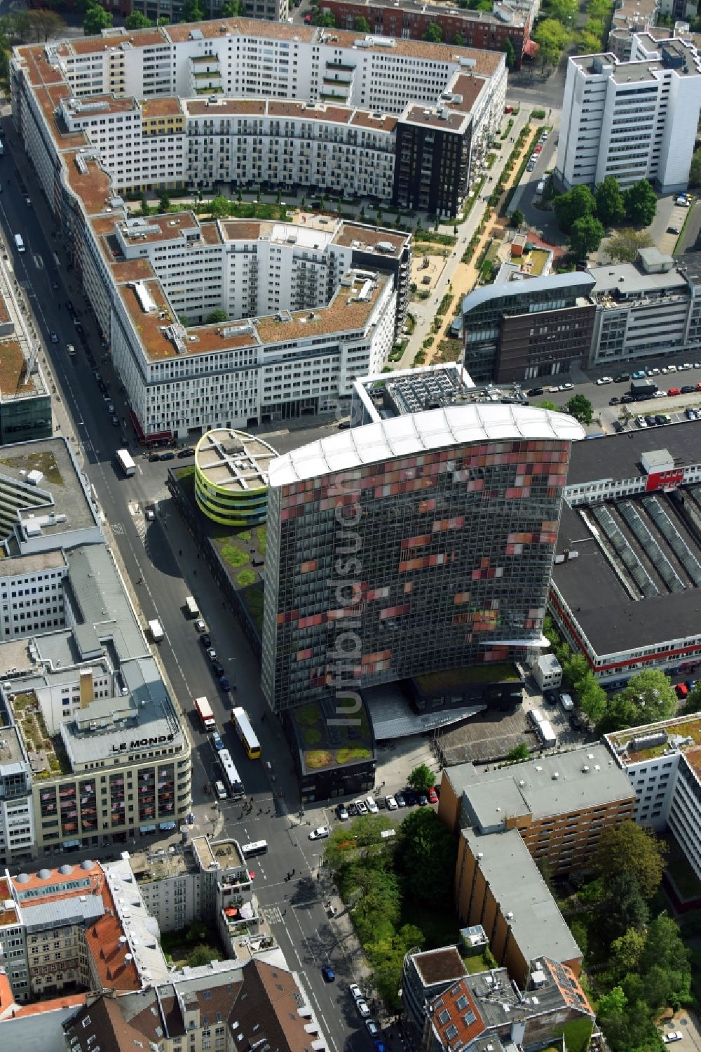 Luftbild Berlin - Rocket Tower - GSW- Hochhaus- Ensemble der Charlottenstraße - Rudi-Dutschke-Straße - Markgrafenstraße im Stadtteil Kreuzberg in Berlin