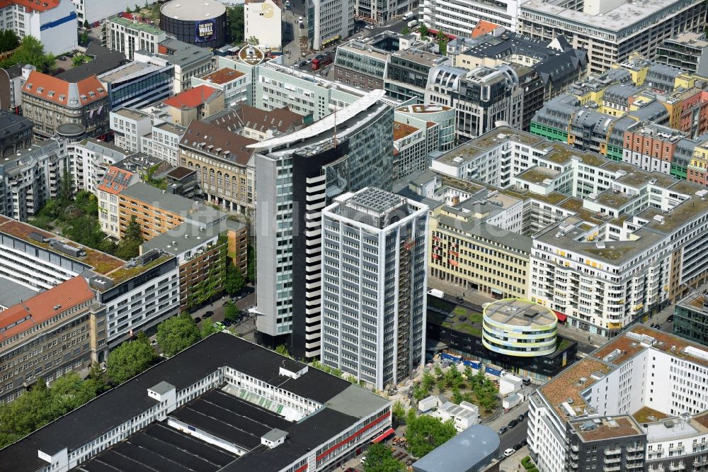 Luftbild Berlin - Rocket Tower - GSW- Hochhaus- Ensemble der Charlottenstraße - Rudi-Dutschke-Straße - Markgrafenstraße im Stadtteil Kreuzberg in Berlin