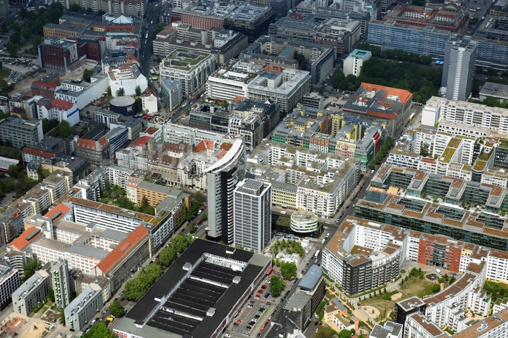 Berlin von oben - Rocket Tower - GSW- Hochhaus- Ensemble der Charlottenstraße - Rudi-Dutschke-Straße - Markgrafenstraße im Stadtteil Kreuzberg in Berlin