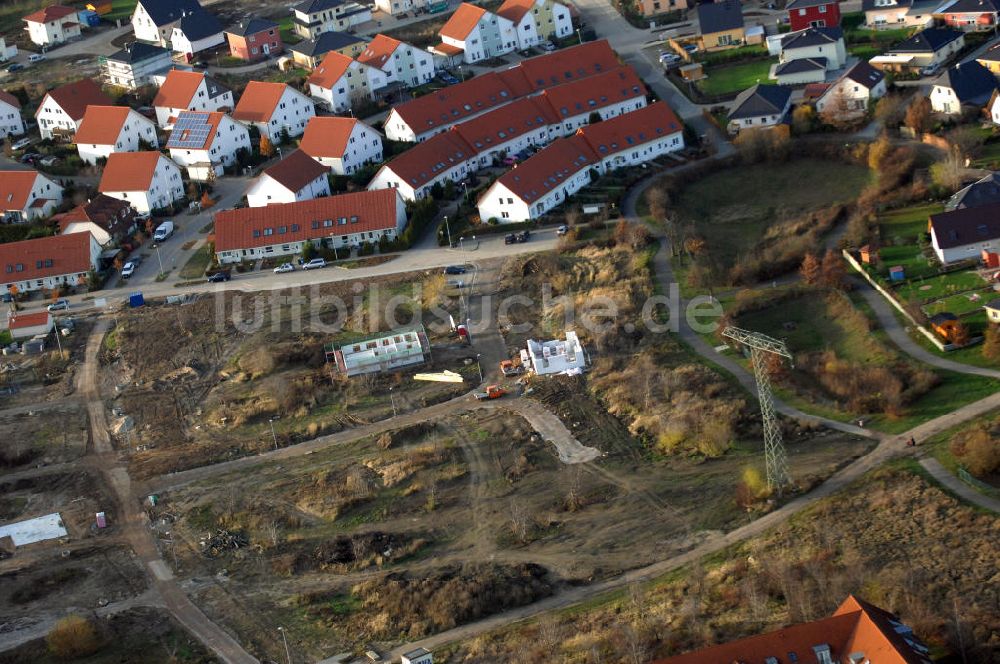 Magdeburg aus der Vogelperspektive: Rohbau- Baustelle im Wohngebiet Am Birnengarten in Magdeburg-Ottersleben