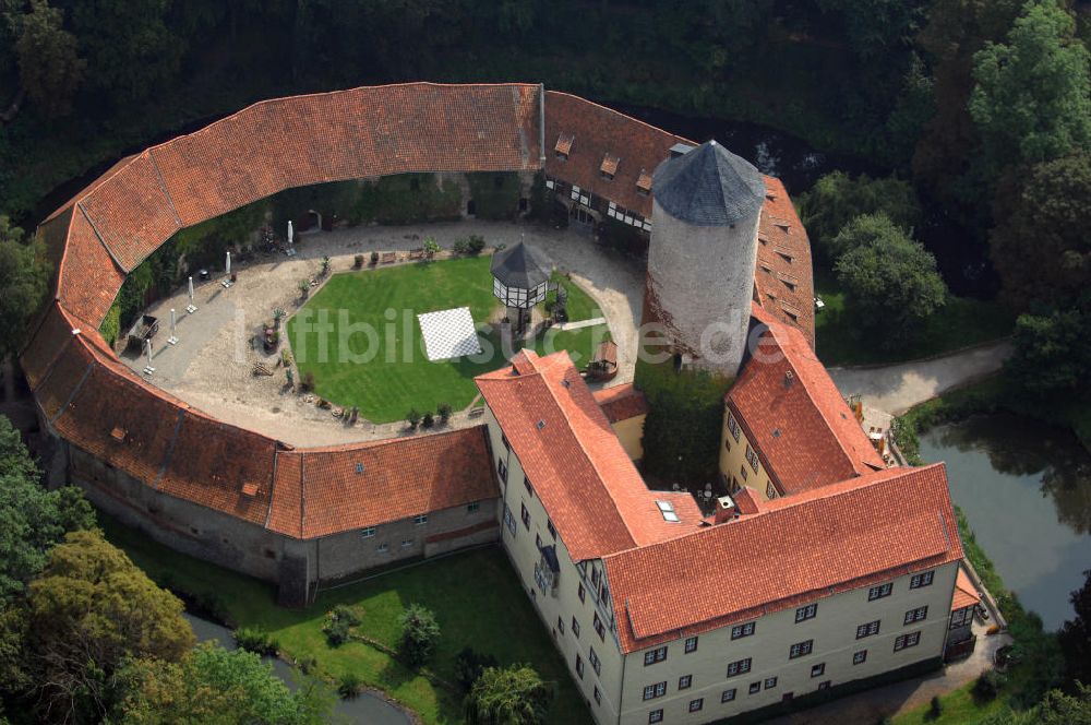 Luftaufnahme Dedeleben-Westerburg - Romanik-Hotel Wasserschloss Westerburg