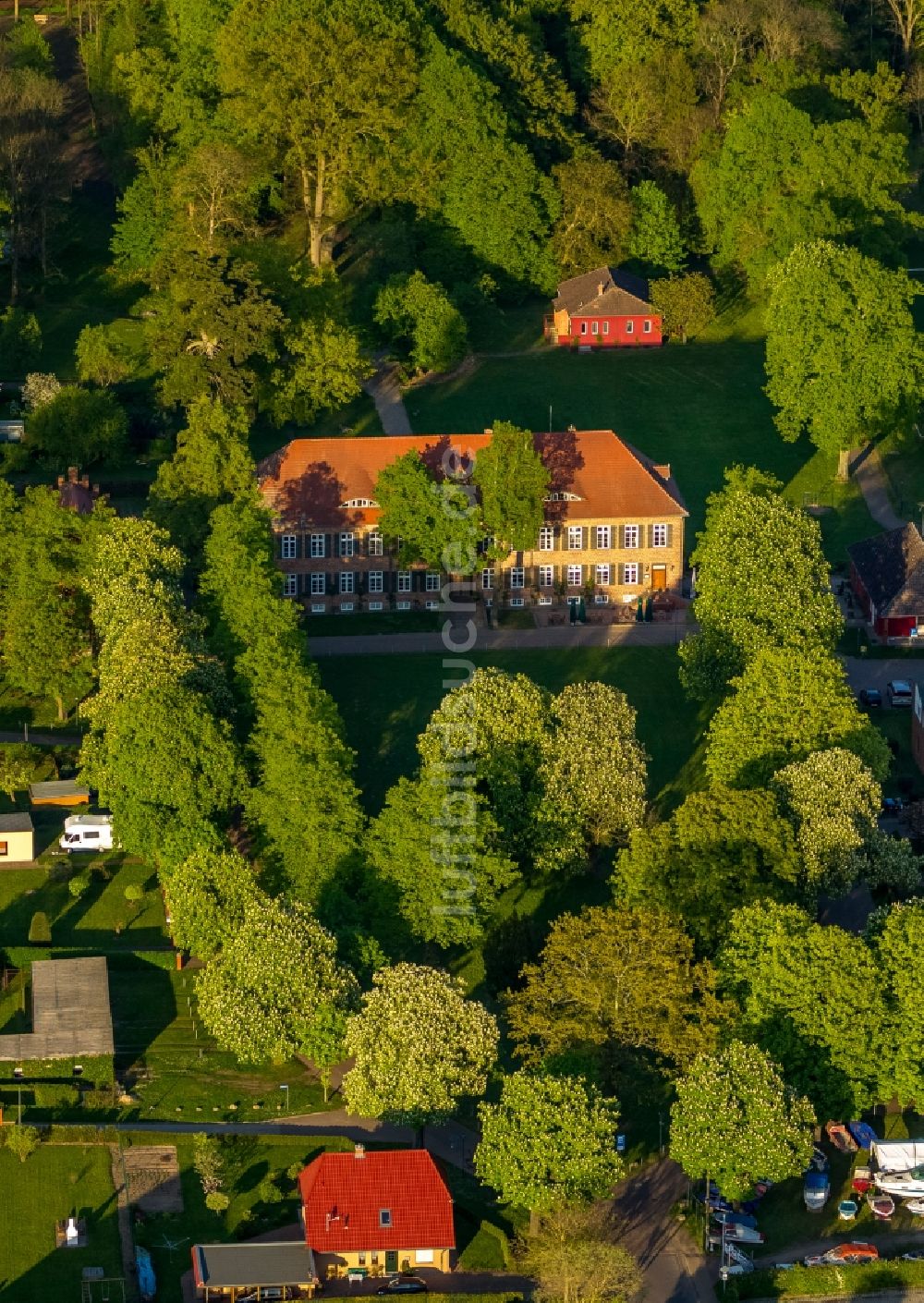 Luftaufnahme Ludorf - Romantikhotel Gutshaus Ludorf im Bundesland Mecklenburg-Vorpommern