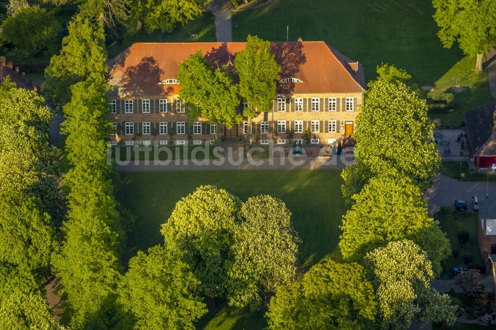 Ludorf von oben - Romantikhotel Gutshaus Ludorf im Bundesland Mecklenburg-Vorpommern