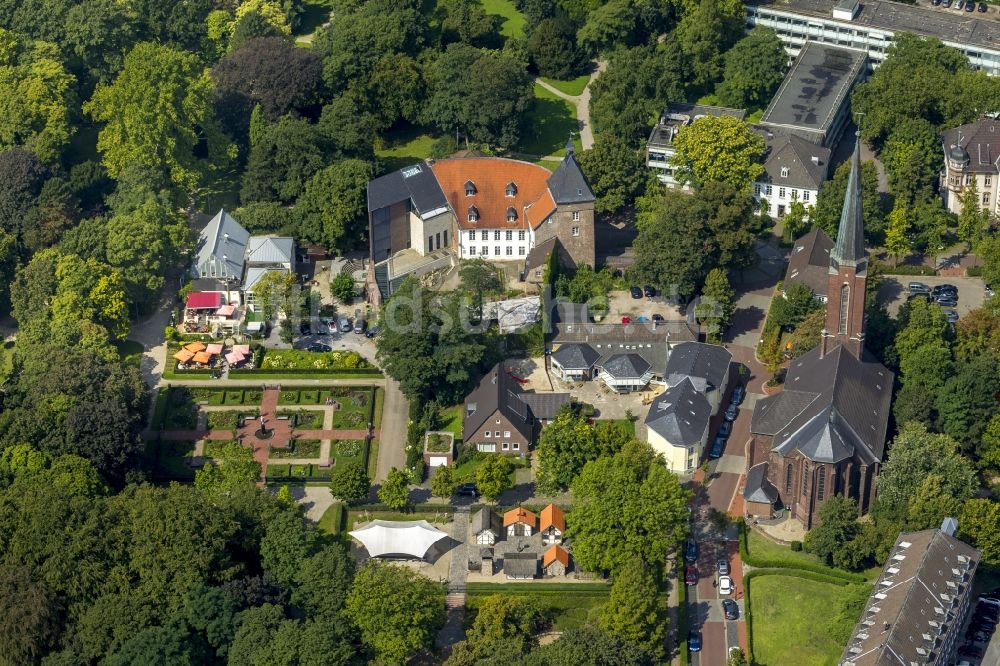 Luftaufnahme Moers - Rosengarten am Schloss Moers in Nordrhein-Westfalen