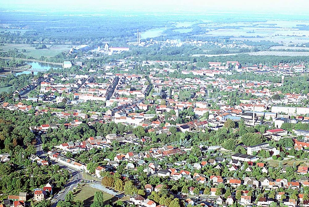 Roßlau / Sachsen-Anhalt von oben - Roßlau / Sachsen-Anhalt Blick auf das Stadtzentrum von Roßlau an der Elbe in Sachse-Anhalt 03.09.2003