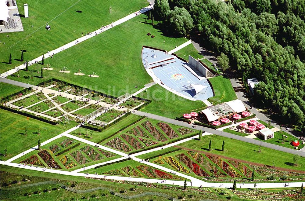 Rostock / Mecklenburg Vorpommern aus der Vogelperspektive: Rostock / Mecklenburg Vorpommern Gelände der 9A ( internationale Gartenbauausstellung in Rostock)