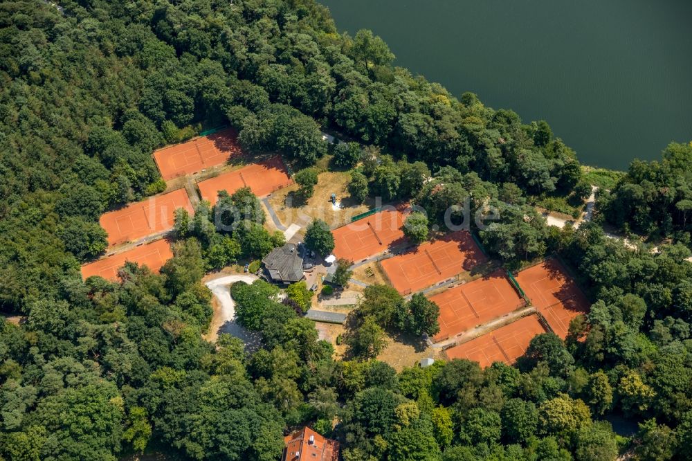 Luftbild Haltern am See - Rotbraun farbiger Tennisplatz des Halterner Tennis-Club e. V. in Haltern am See im Bundesland Nordrhein-Westfalen, Deutschland