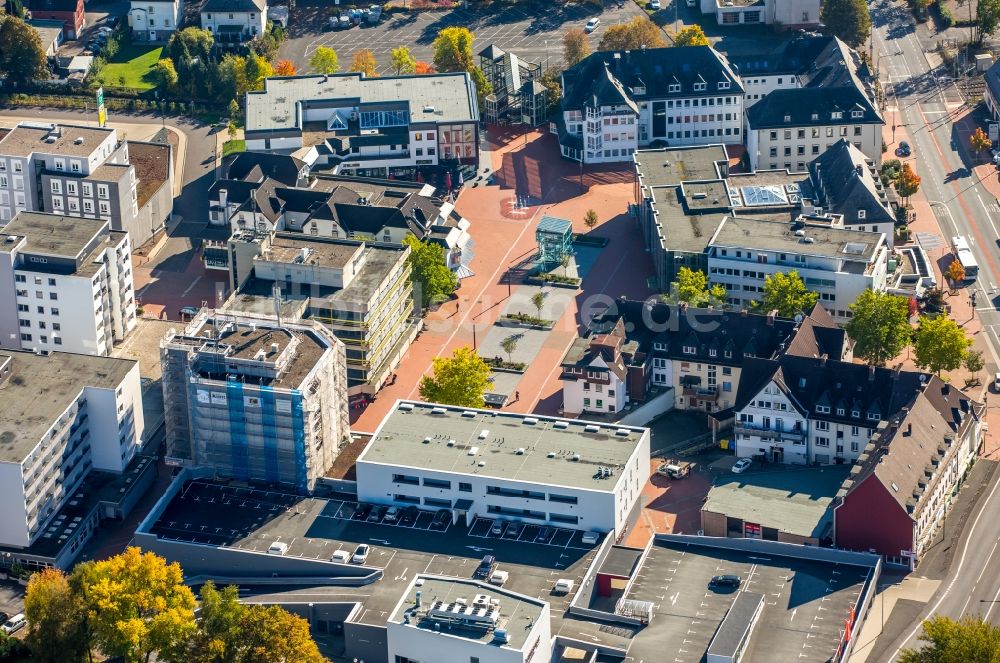 Kreuztal aus der Vogelperspektive: Roter Platz im Innenstadt- Zentrum in Kreuztal im Bundesland Nordrhein-Westfalen