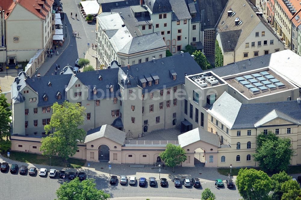 Weimar aus der Vogelperspektive: Rotes Schloss in Weimar in Thüringen