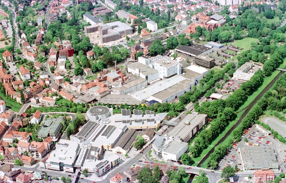 Bayreuth / Bayern aus der Vogelperspektive: Rotmain-Center und Meisel-Brauerei in 95444 Bayreuth. Tel.: 0921-401234