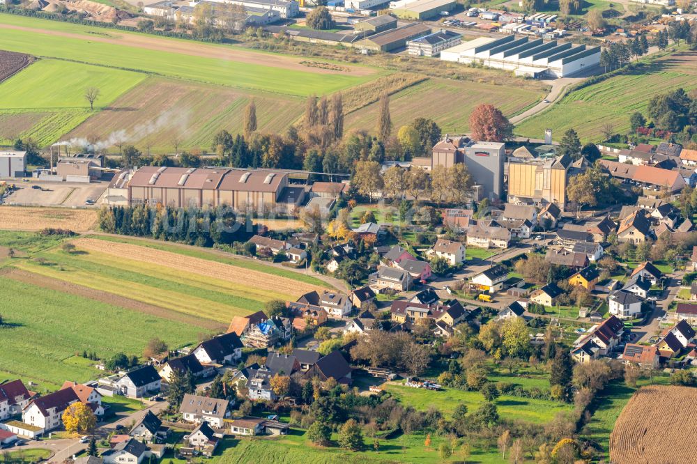 Hugsweier von oben - Rubin Mühle, Großmühle in Hugsweier im Bundesland Baden-Württemberg, Deutschland