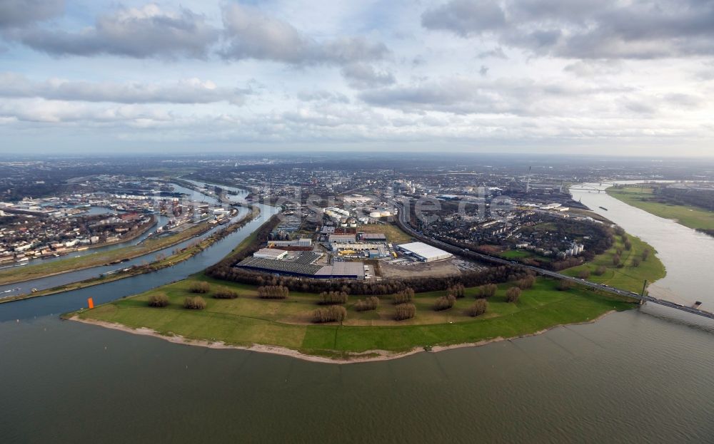 Duisburg von oben - Ruhrmündung am Ufer des Rhein von Duisburg im Bundesland Nordrhein-Westfalen