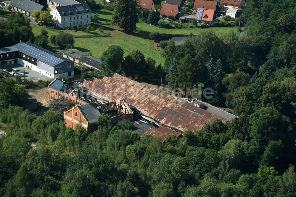 Luftbild Mohlsdorf - Ruine des ehemaligen Fabrik - Gebäudes in der Bahnhofsstraße in Mohlsdorf im Bundesland Thüringen