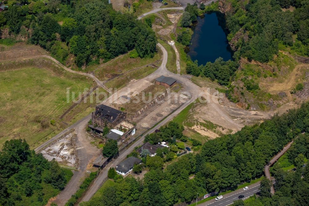 Luftaufnahme Mülheim an der Ruhr - Ruine des ehemaligen Fabrik - Gebäudes in Mülheim an der Ruhr im Bundesland Nordrhein-Westfalen