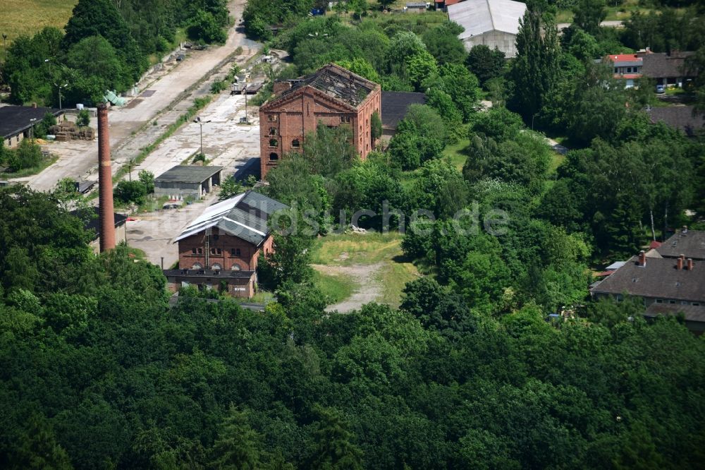 MÖNCHHAI aus der Vogelperspektive: Ruine des ehemaligen Fabrik - Gebäudes in MÖNCHHAI im Bundesland Sachsen-Anhalt