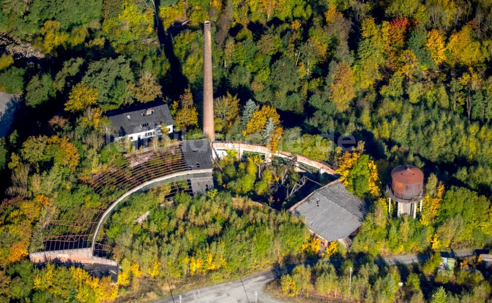 Luftaufnahme Bestwig - Ruine des ehemaligen Lokschuppens in Bestwig im Bundesland Nordrhein-Westfalen