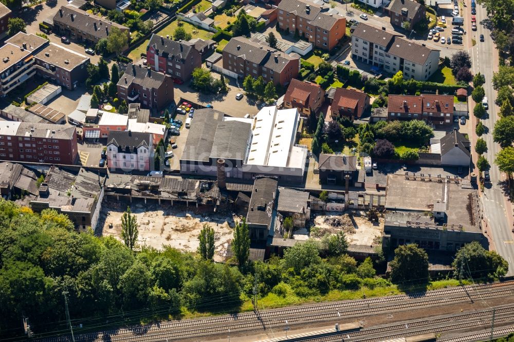 Luftaufnahme Ahlen - Ruine der Gebäude und Hallen in Ahlen im Bundesland Nordrhein-Westfalen, Deutschland