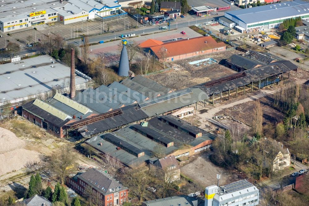 Herne aus der Vogelperspektive: Ruine der Gebäude und Hallen an der Eschstraße - Dornstraße in Herne im Bundesland Nordrhein-Westfalen, Deutschland