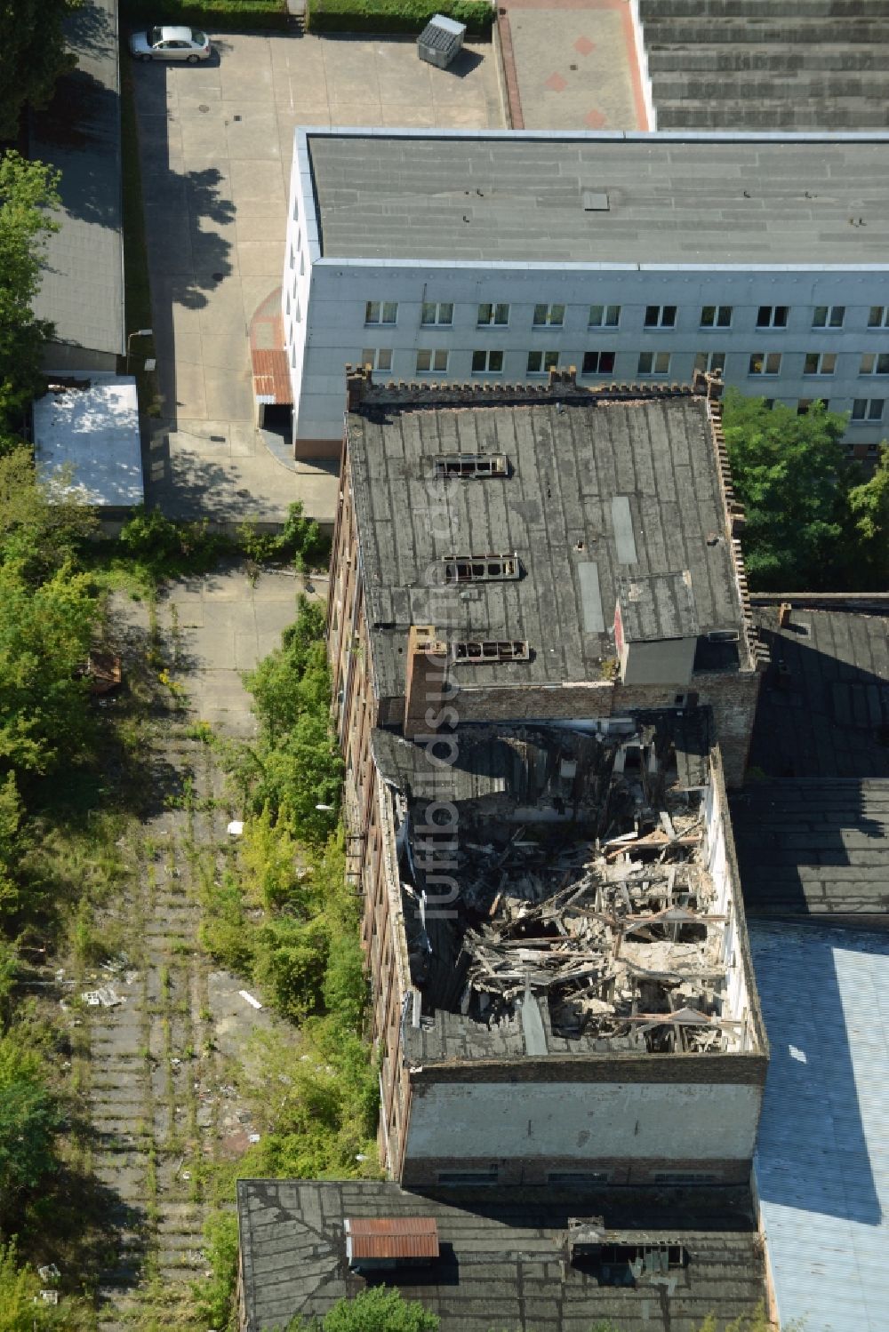 Frankfurt (Oder) aus der Vogelperspektive: Ruine eines Gebäude an der Straße Am Winterhafen in Frankfurt (Oder) im Bundesland Brandenburg