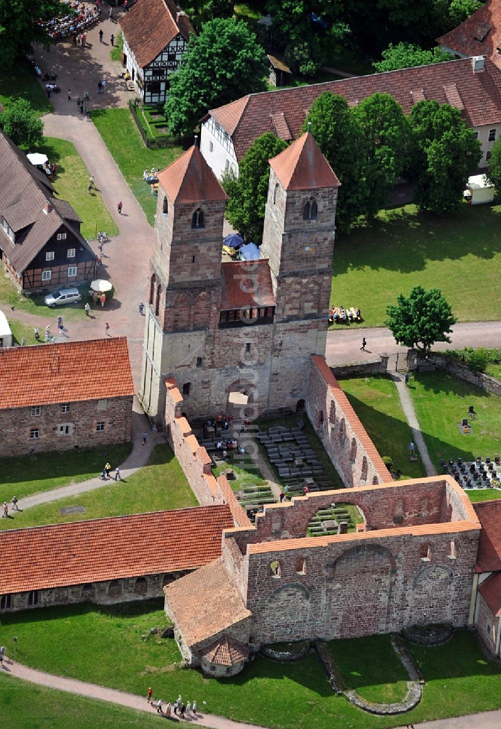 Luftbild Kloster Veßra - Ruine von Kloster Veßra im Bundesland Thüringen