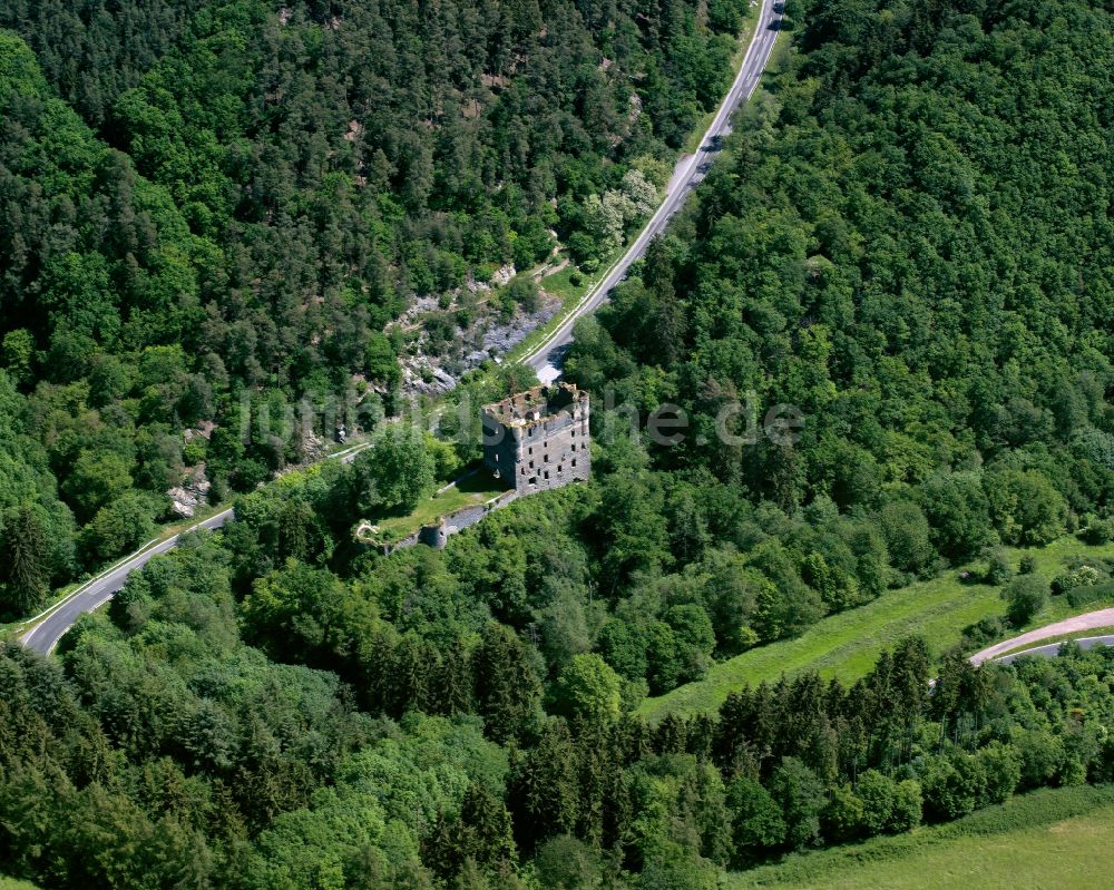 Luftbild Buch - Ruine und Mauerreste der Burgruine Baluinseck in Buch im Bundesland Rheinland-Pfalz, Deutschland